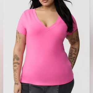 Torrid Women's Plus Size Pink Fitted Cotton V-Neck Tee T Shirt 4X Nwt